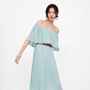 NWT Cape Sleeve Pleated Dress w/ Belt - Sea Green